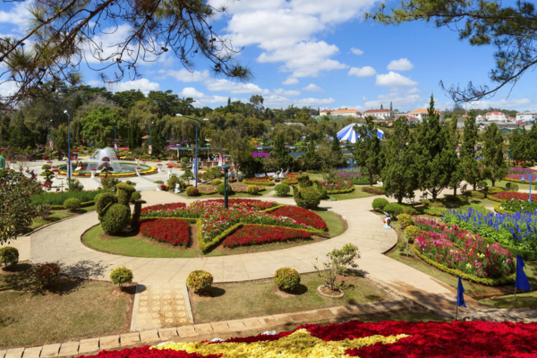 <span> Jour 9 </span> : NHA TRANG → DALAT